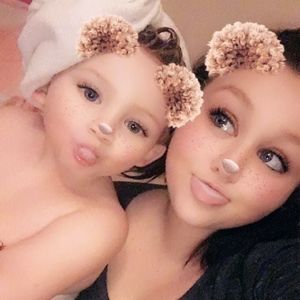 Meet your Posher, Abby